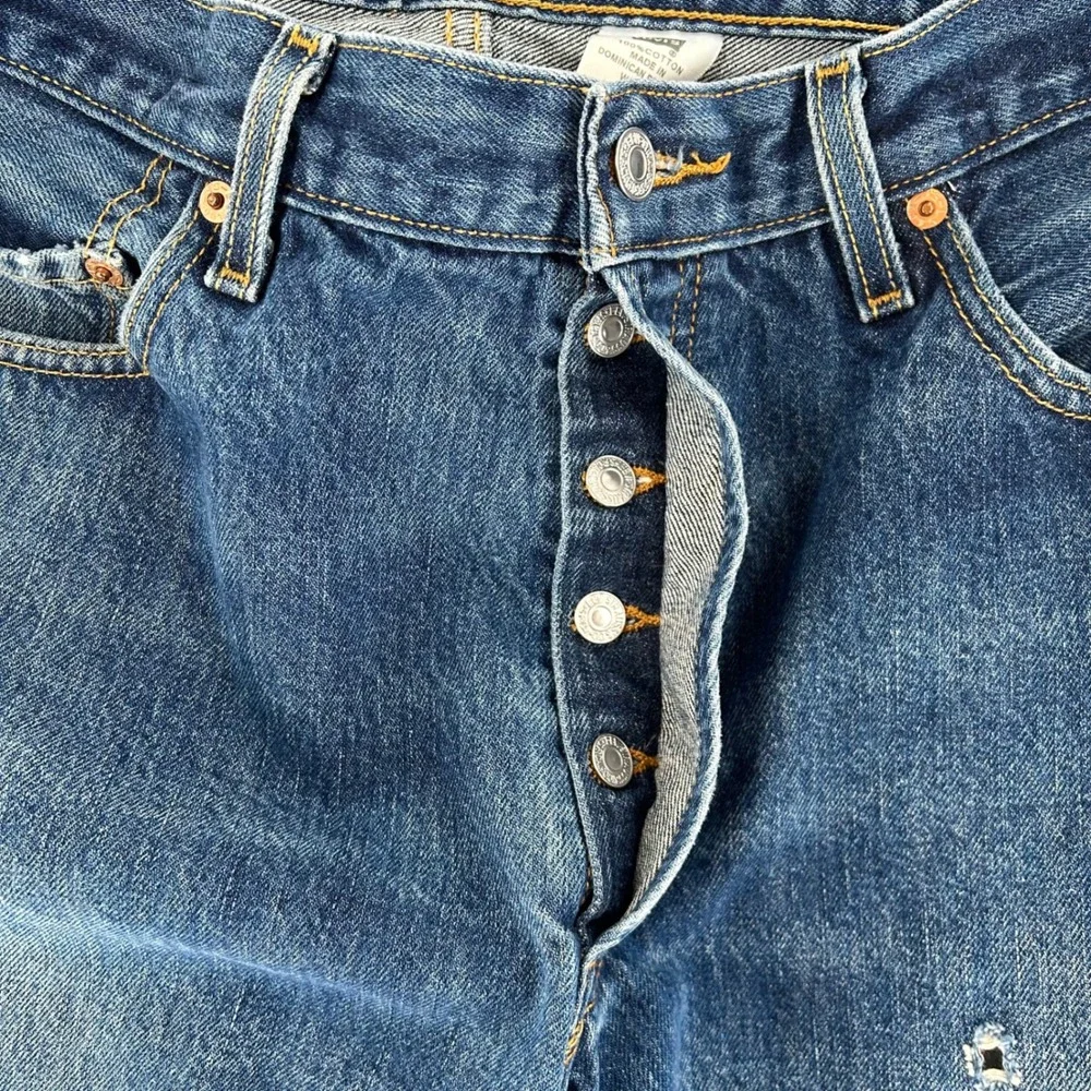 VTG Levis 501xx Mens Blue Denim Button Fly Jeans 36x34 Fits 35x32 Y2K Distressed